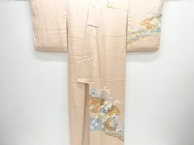  四季草花模様訪問着